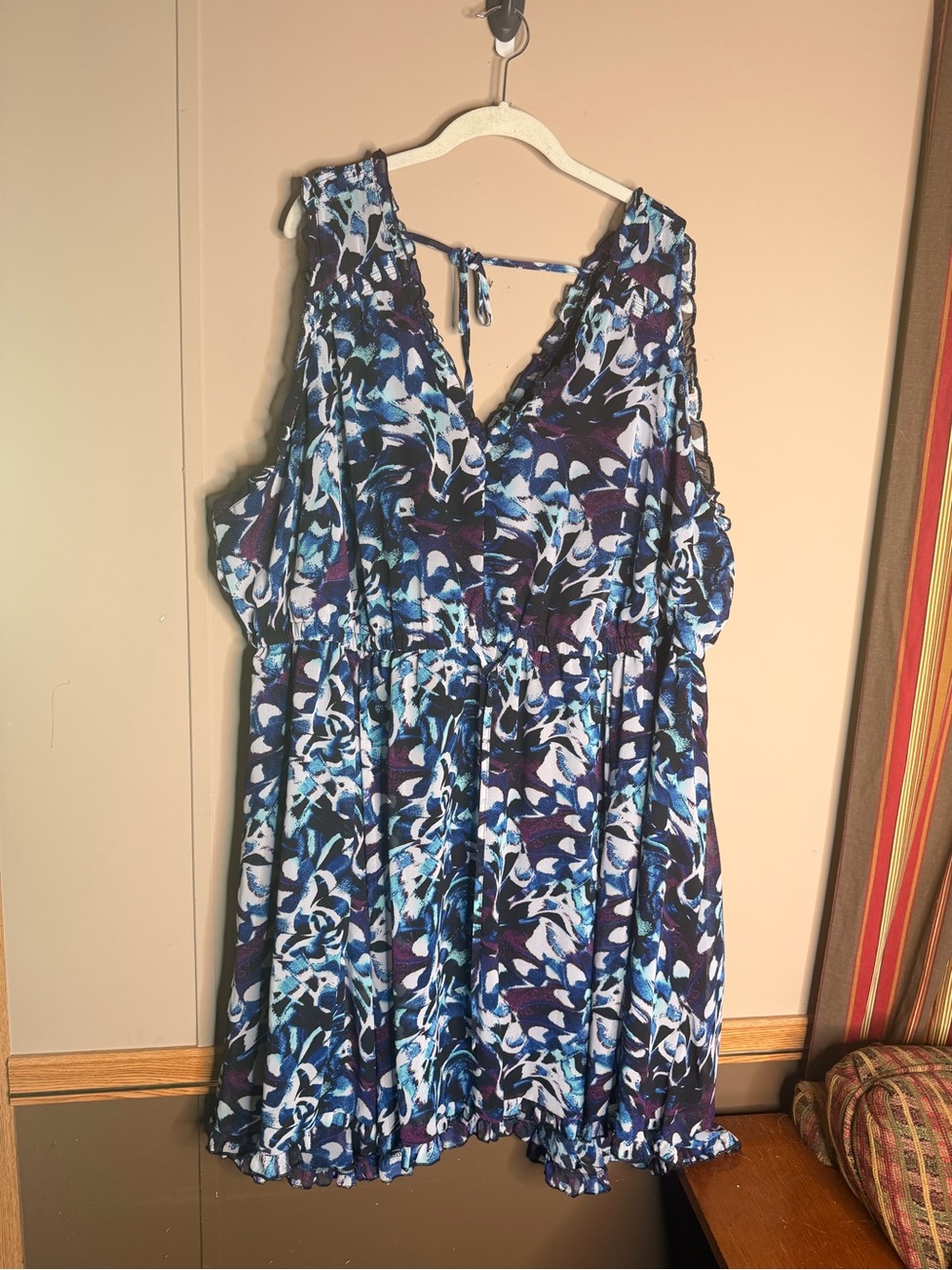 torrid Blue & White Floral V-Neck Mini Dress